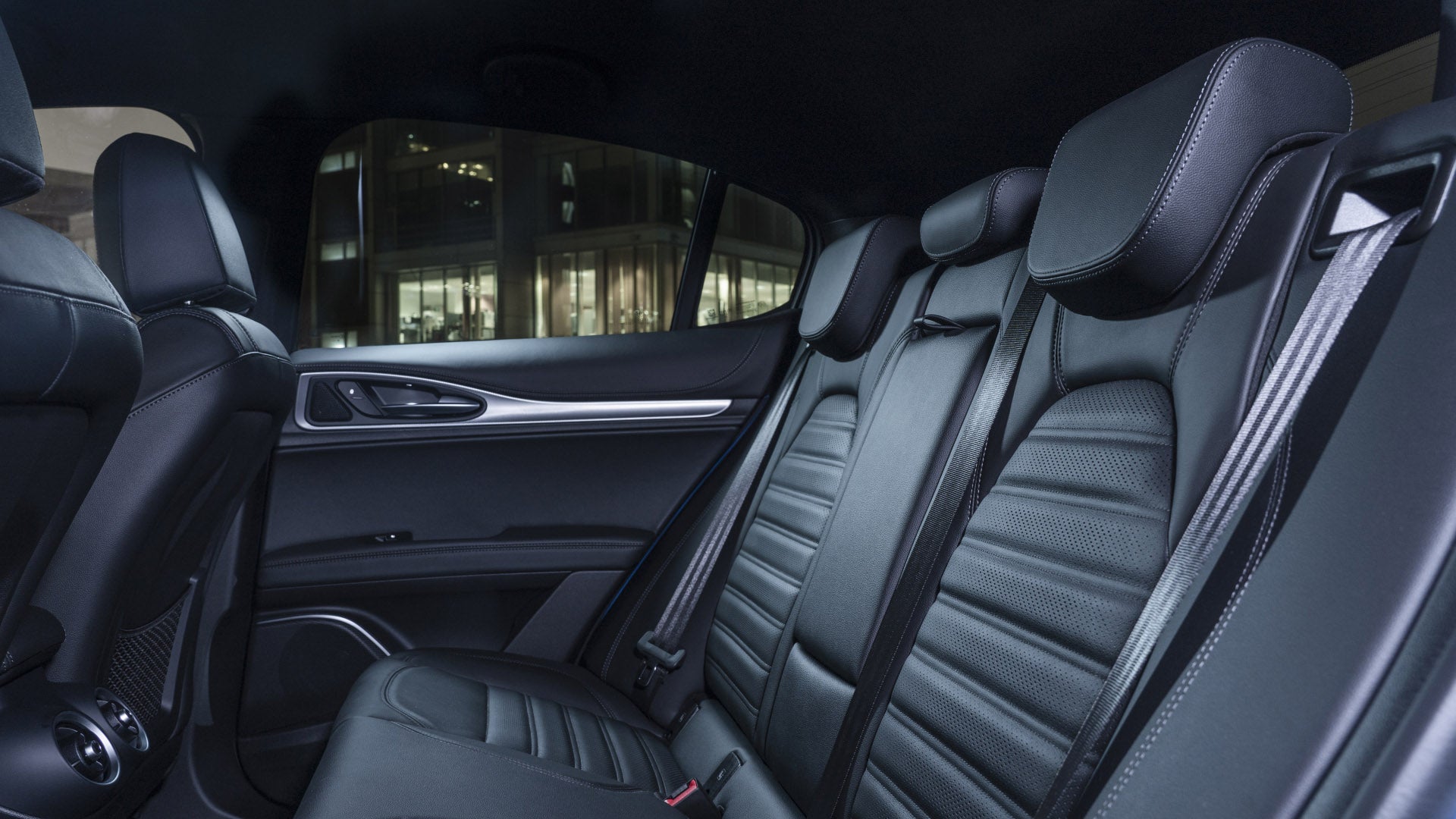 Alfa Romeo Stelvio rear seats